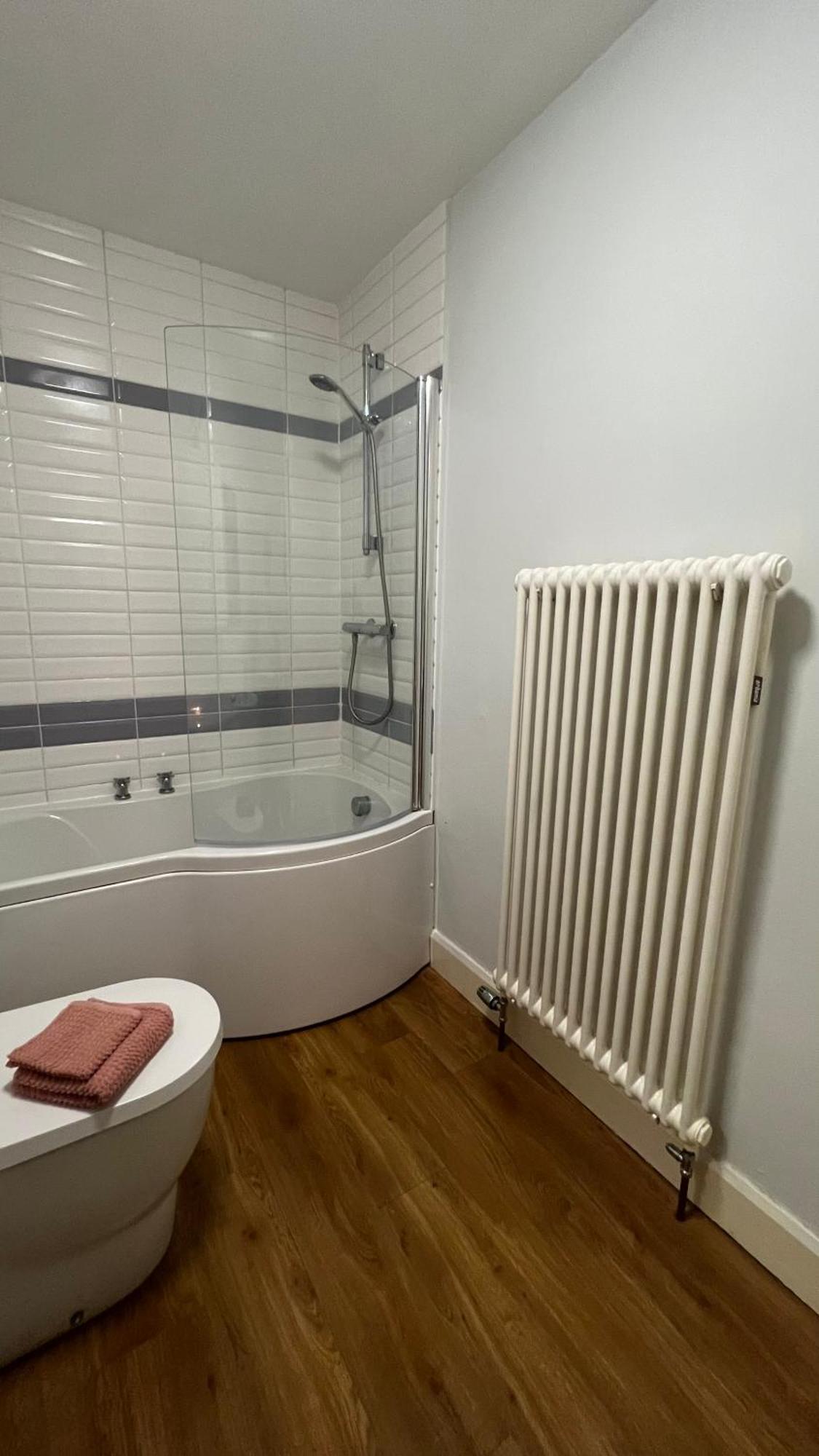 ミッドハーストCosy Cornerアパートメント エクステリア 写真